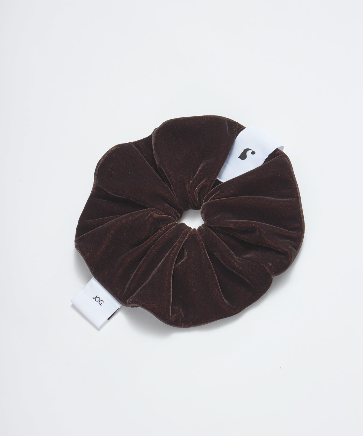 velvet-scrunchie-burgundy