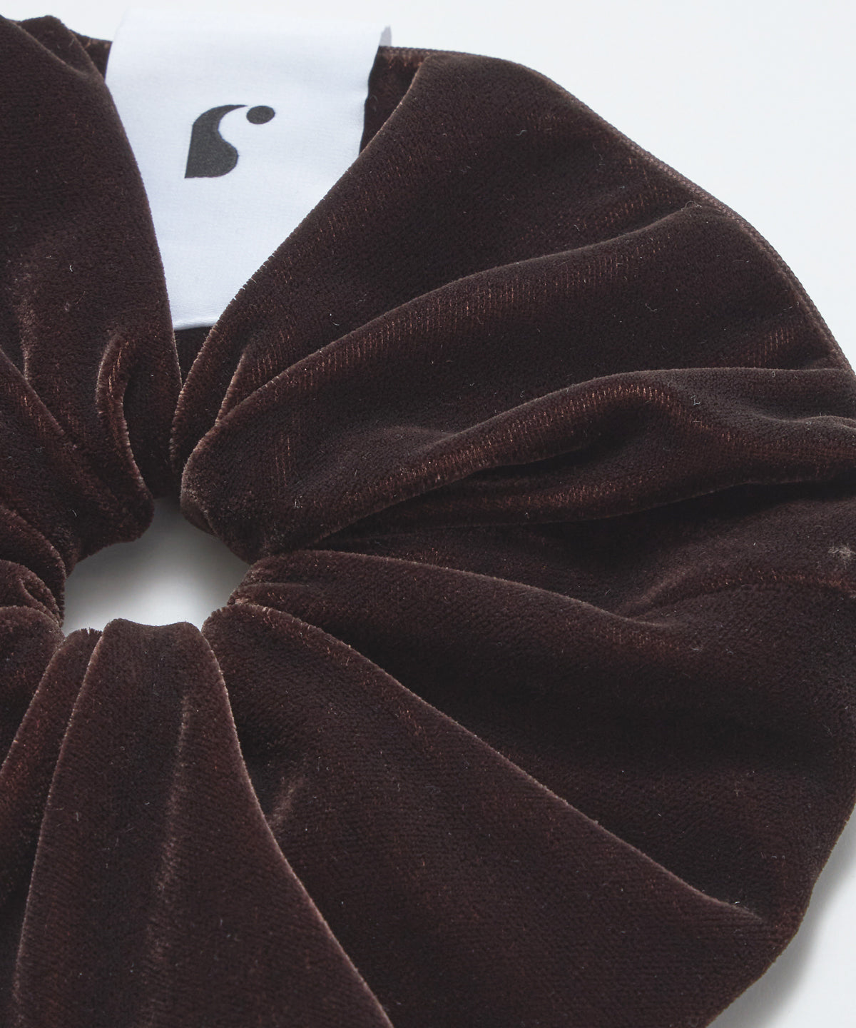 velvet-scrunchie-burgundy