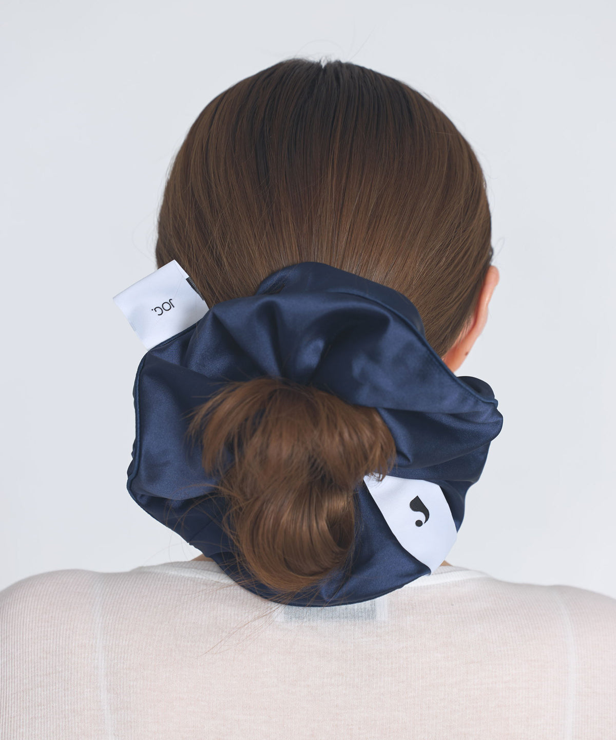 satin-scrunchie-navy