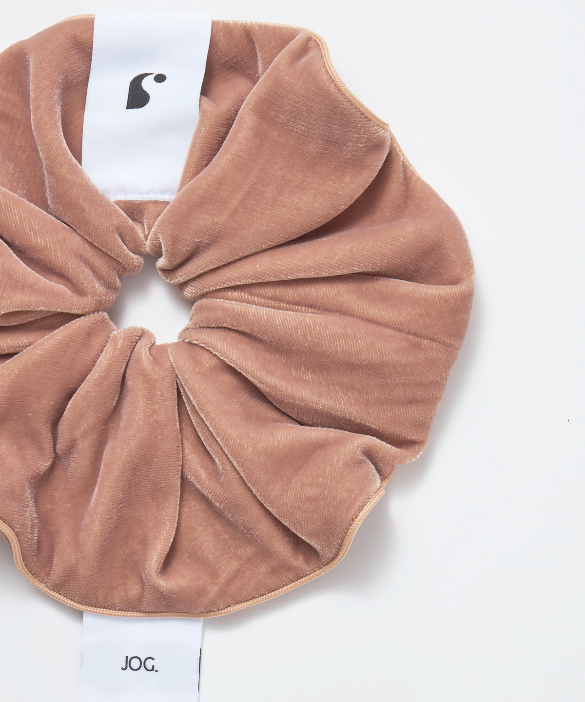 velvet-scrunchie-pinkbeige