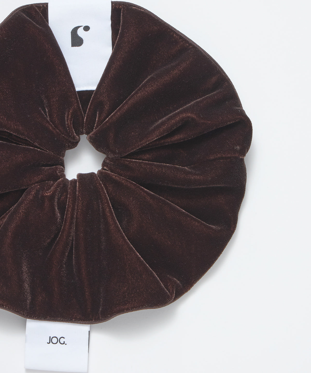 velvet-scrunchie-burgundy
